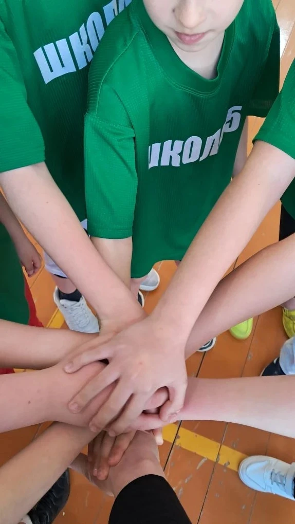 🏐 Наши волейболисты — большие молодцы! 🏐  Сегодня состоялись городские игры по волейболу среди школь