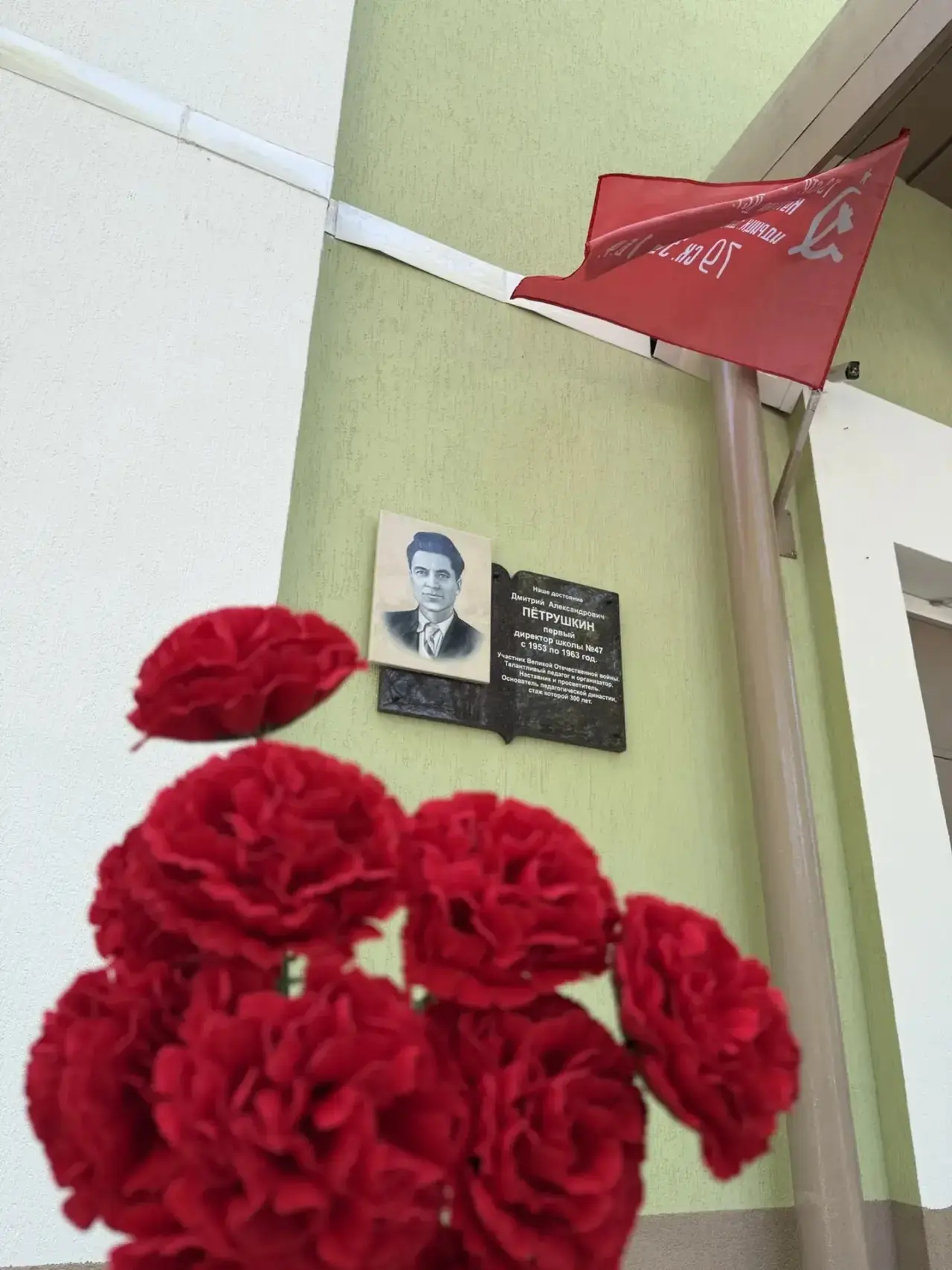 ✨В майские дни уже восемь десятилетий подряд мы вспоминаем героев, отстоявших нашу страну!

Среди те