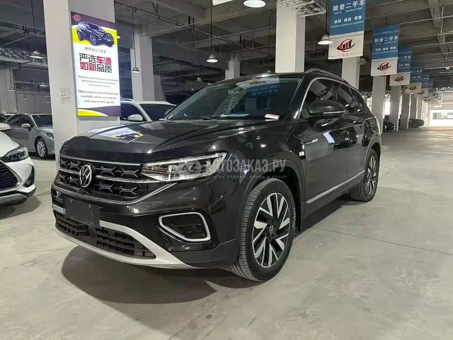 VOLKSWAGEN TAYRON - едет к Александру в Краснодар!

2022 г.
- Пробег: 46.000 км
- 2WD
- 1.4L, 150 л.