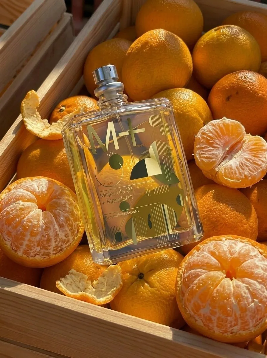 Тот самый парфюм, который гарантирует 10+ комплиментов в день 🤫🍊

Жара, солнце и ледяной цитрусовы