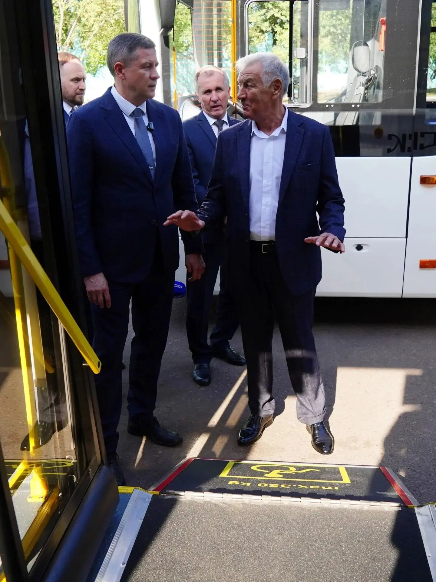 🚌19 комфортных современных автобусов большого класса закуплены благодаря участию Брянс...