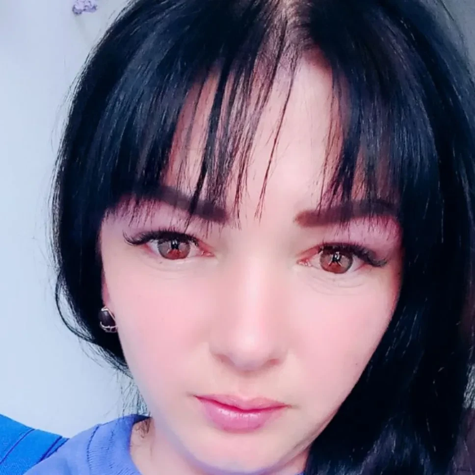👧 Мила, 38