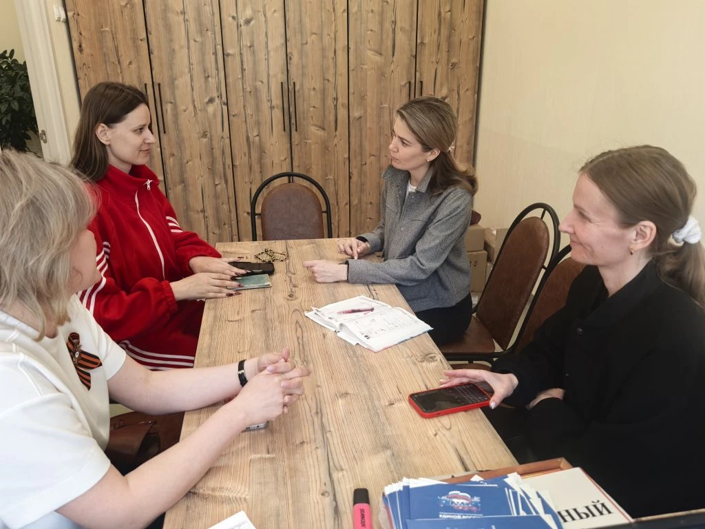 Мы продолжаем наши продуктивные встречи с инициативными родителями.  Сегодня ознакомились со сметой 