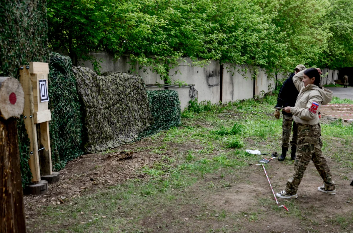 В Бердске прошли соревнования памяти героя СВО Семёна Данько  Военно-спортивные соревнования собра