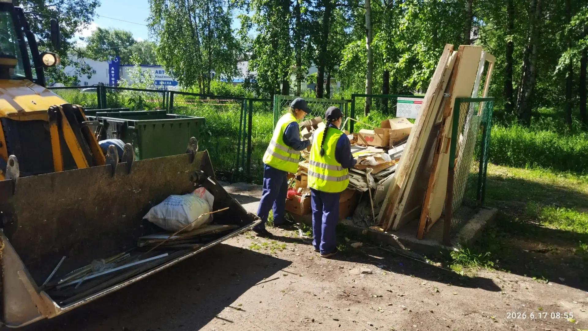 ☘️ЖЭУ-6

Сотрудники провели работы по вывозу мусора с контейнерных площадок по адресам:

ул. Менделе