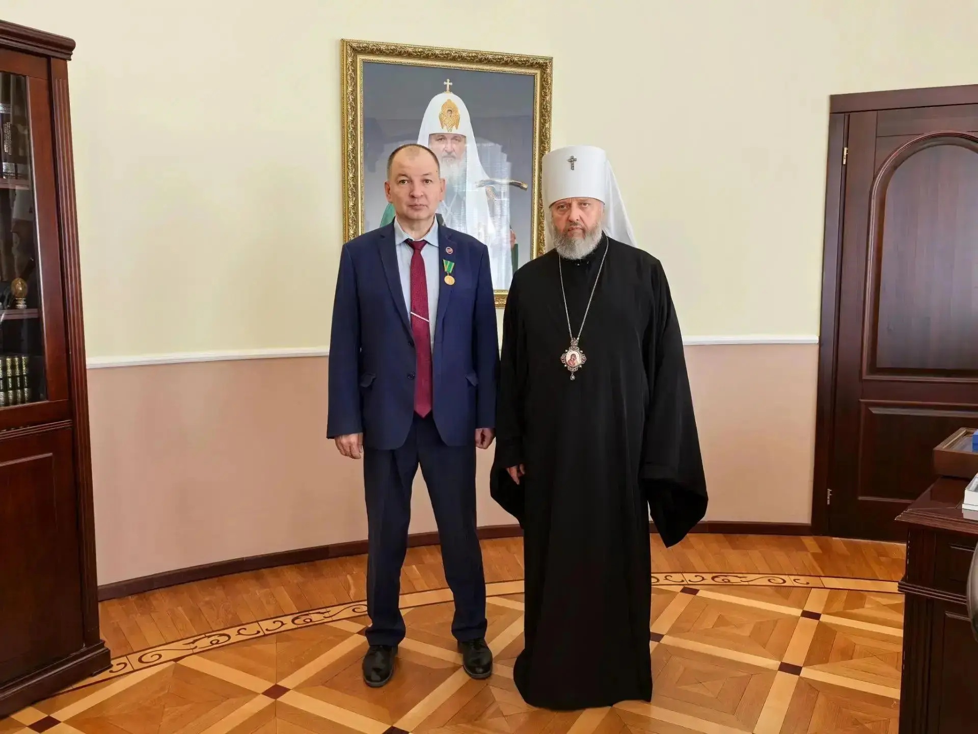 Преподаватель КемГМУ награждён медалью ордена преподобного Сергия Радонежского 

Глава Кузбасской ми