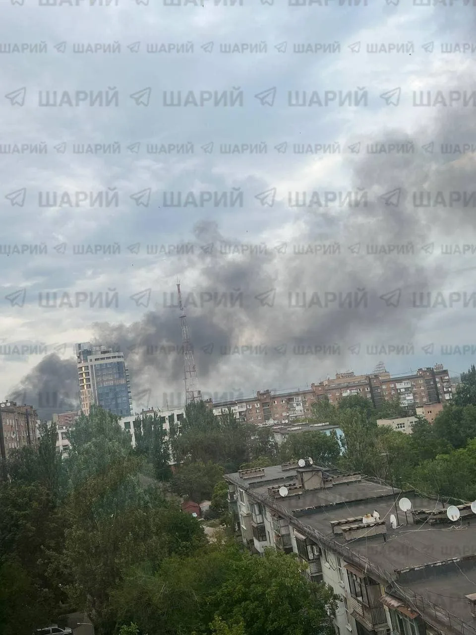 В Запорожье по складу «Новой почты» ударили баллистикой.