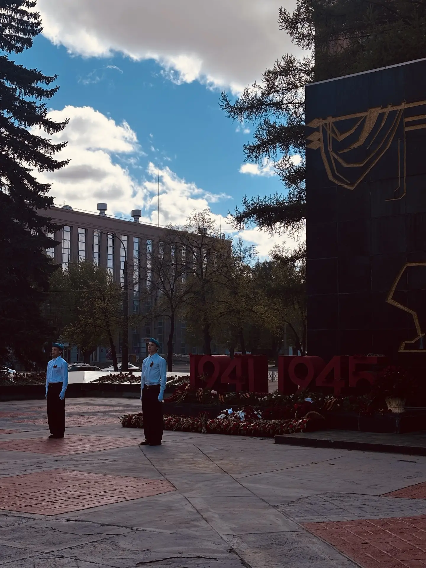 🪖 9 Мая — День Великой Победы!  Сегодня особенный день, наполненный гордостью, памятью и благодарнос