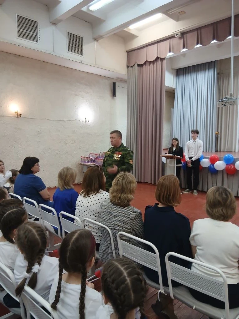 #ягражданин #ягражданинРоссии #школа79 #школа_Зайцева 🇷🇺 7 мая, на базе первого корпуса нашей школы 