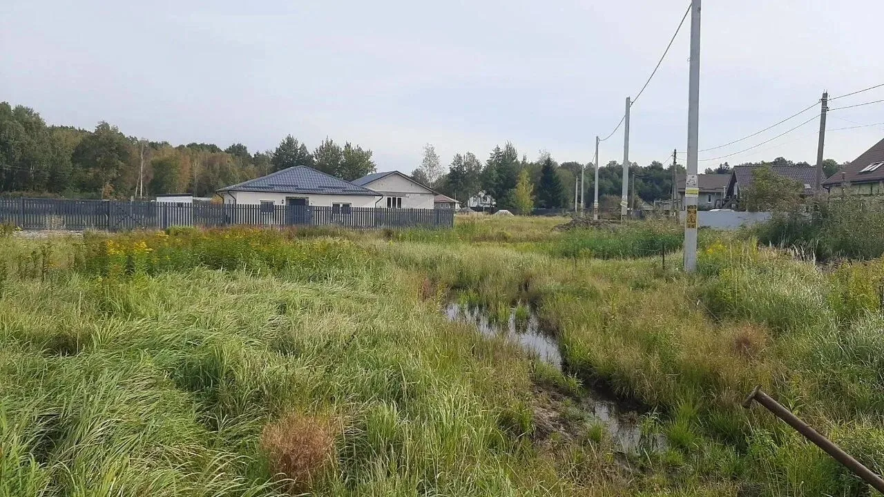 Вода снова подступает.