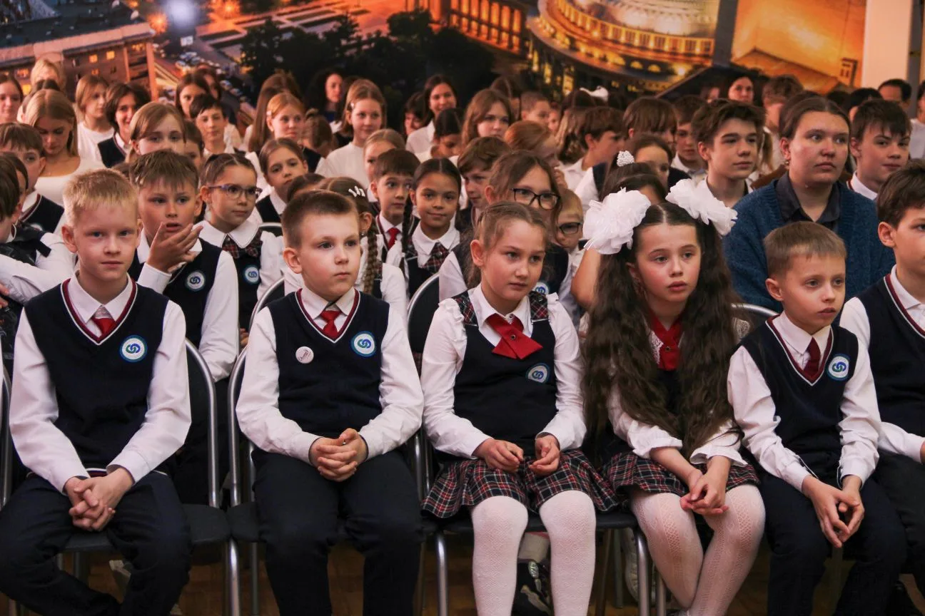 19 мая в прошла церемония награждения "Гордость и честь гимназии". Грамоты и подарки по...