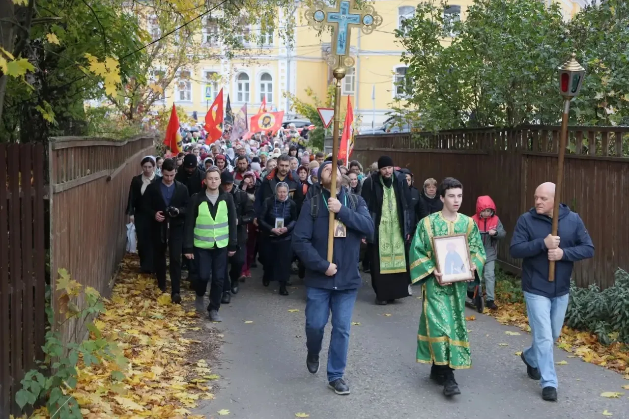 Традиционный Крестный ход «Тропой преподобного Сергия», приуроченный ко дню преставлени...