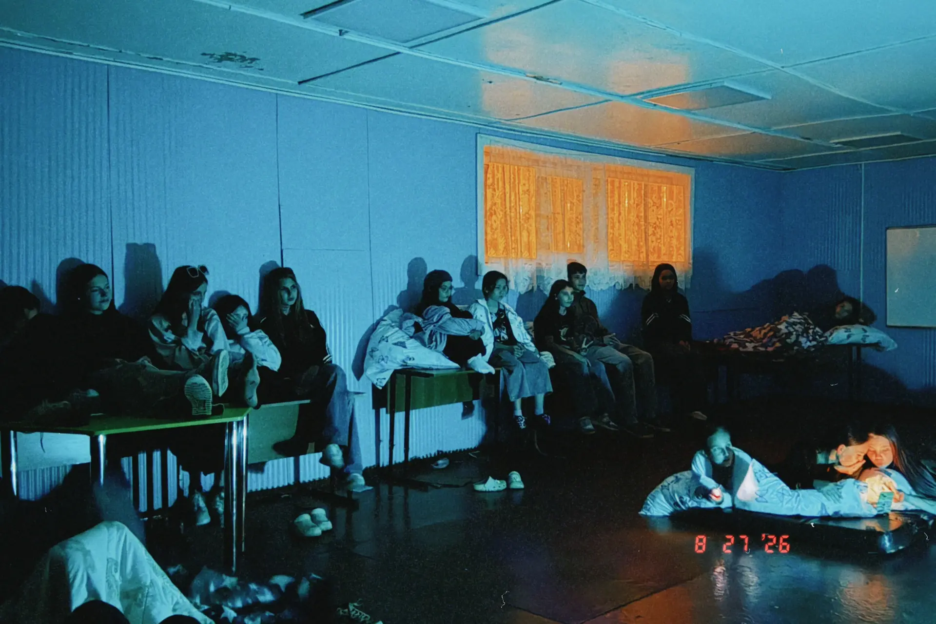 🕯️🫂 Самый теплый и душевный вечер: последняя прощальная свечка в «Радуге»... 🌈🥺