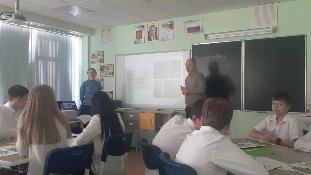 На этой неделе в образовательном комплексе в 7 - х классах прошел второй профориентационный урок на 