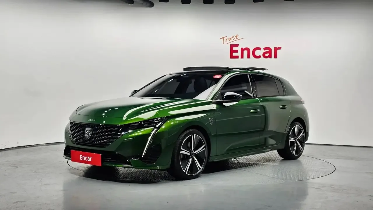 🚀Peugeot 308: Французский стиль с характером
*Универсальный и стильный хэтчбек — идеальный баланс ф