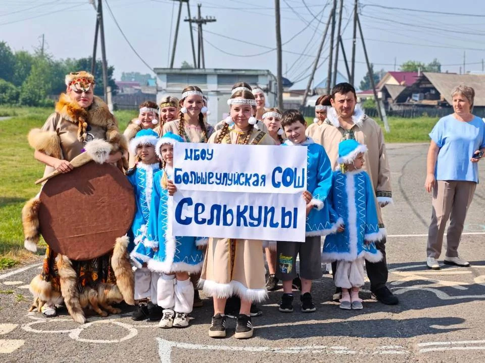 "Солнышко" засияло ярче: 5-й юбилейный  детский фестиваль "Венок Дружбы" собрал нас всех!
 
Сегодня,