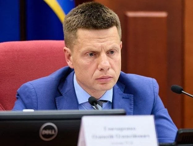 ⚡️«Нам нужно начать договариваться»: Гончаренко о возможном пути к прекращению войны.