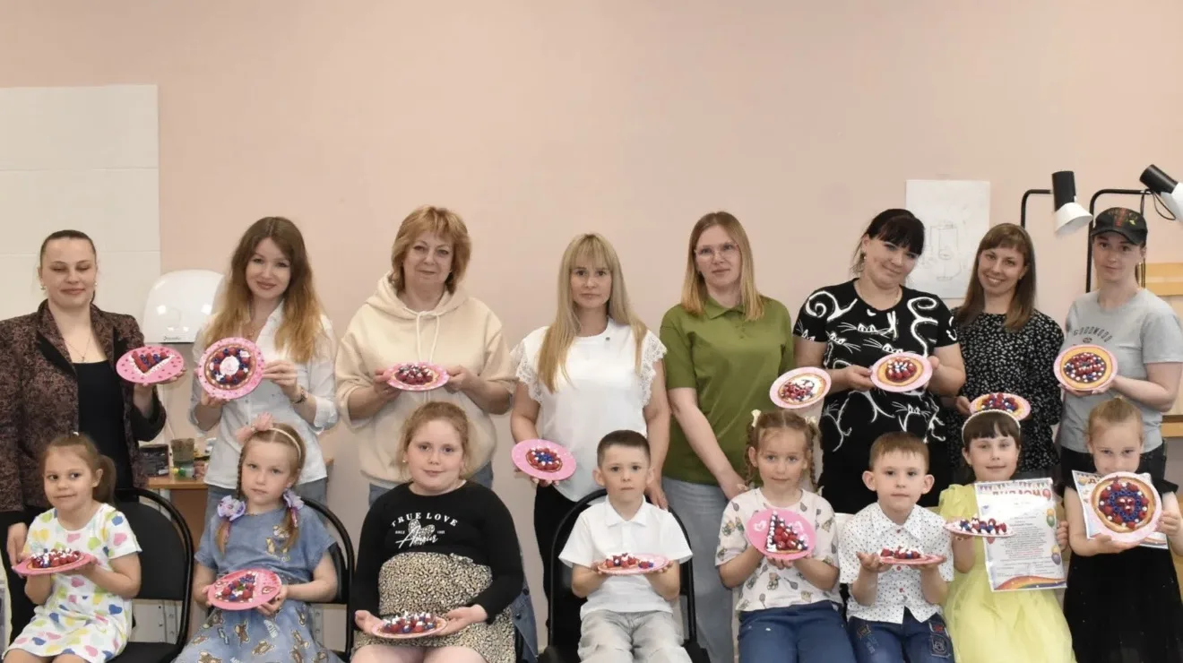 🍰 Для детей и самых драгоценных мам: наш творческий сентябрь !