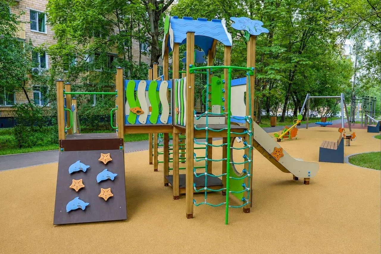 🌇 В районе появились новые игровые зоны в морском и космическом стилях