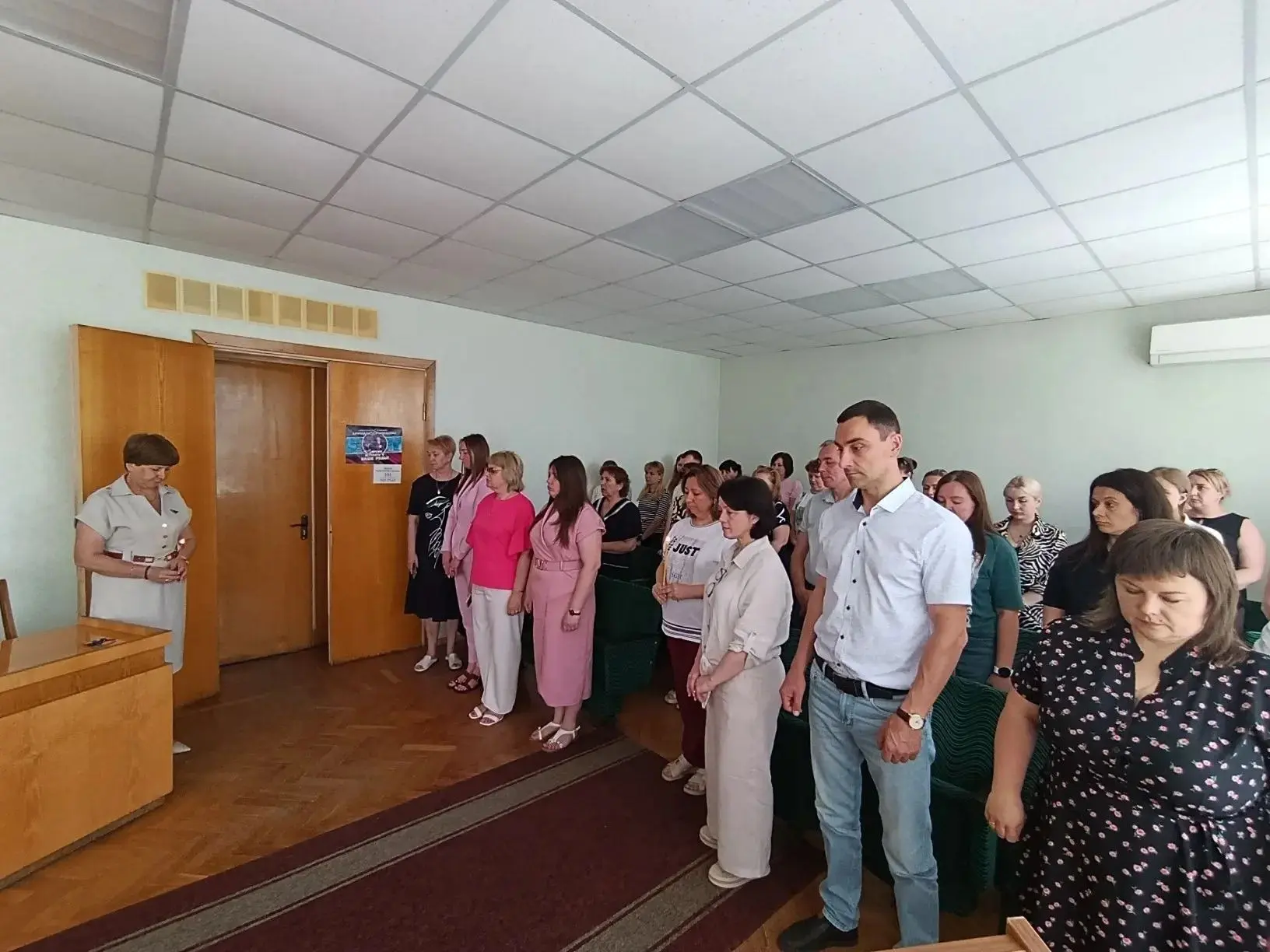 Сегодня, 22 июня, в День памяти и скорби сотрудники Управы Пролетарского внутригородского района Адм