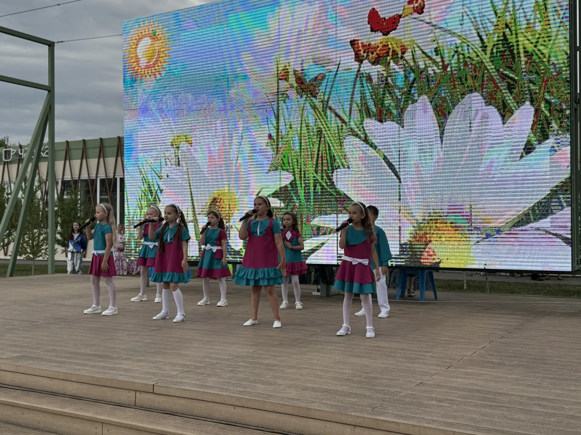 🌼Сегодня в рекреационной зоне «Тёплый Колодезь - зелёная долина Губкина» прошла праздничная програм