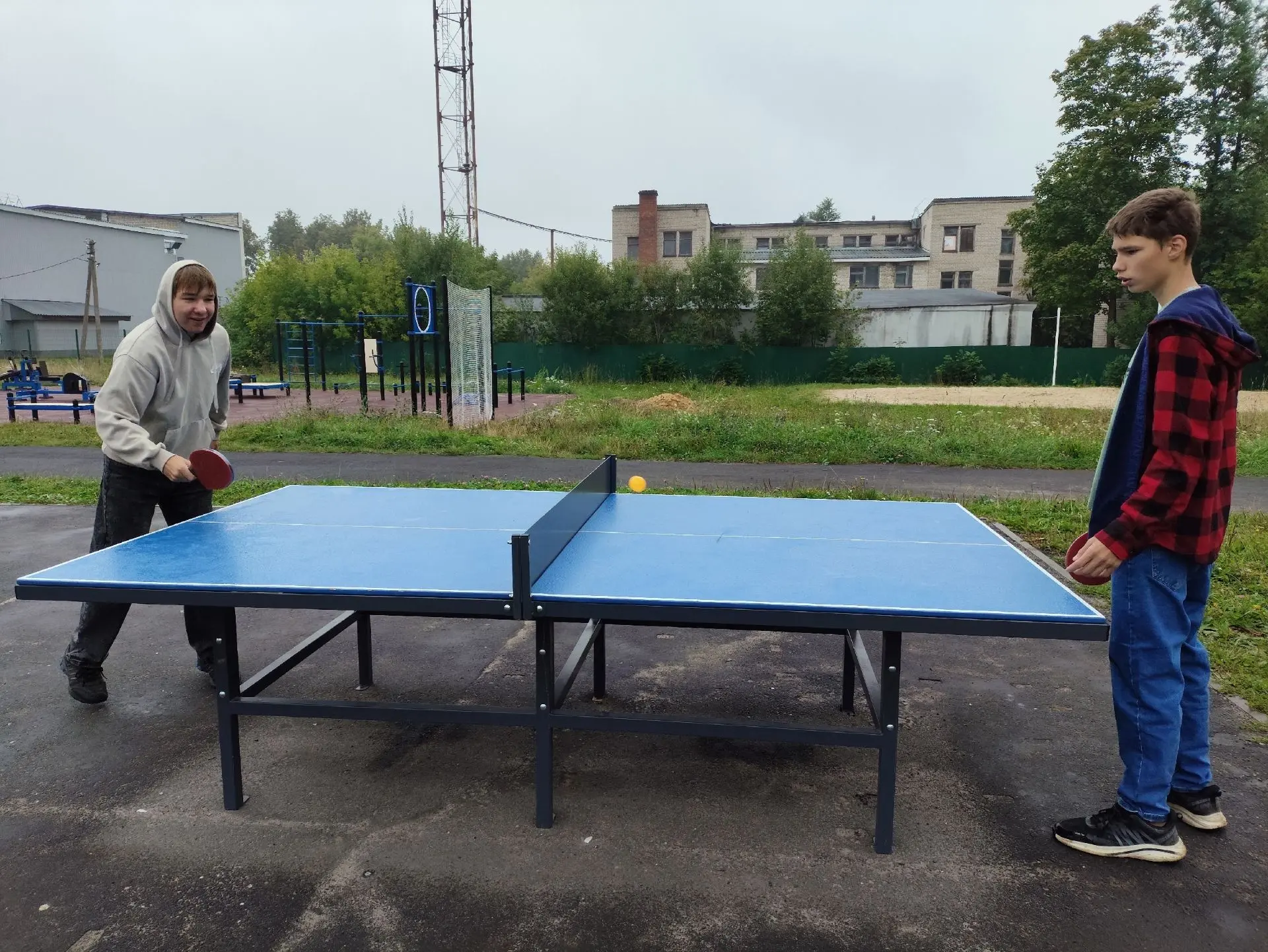 Сегодня день у ребят спортивной площадки "Будь здоров"💪 связан с днём российского кино...