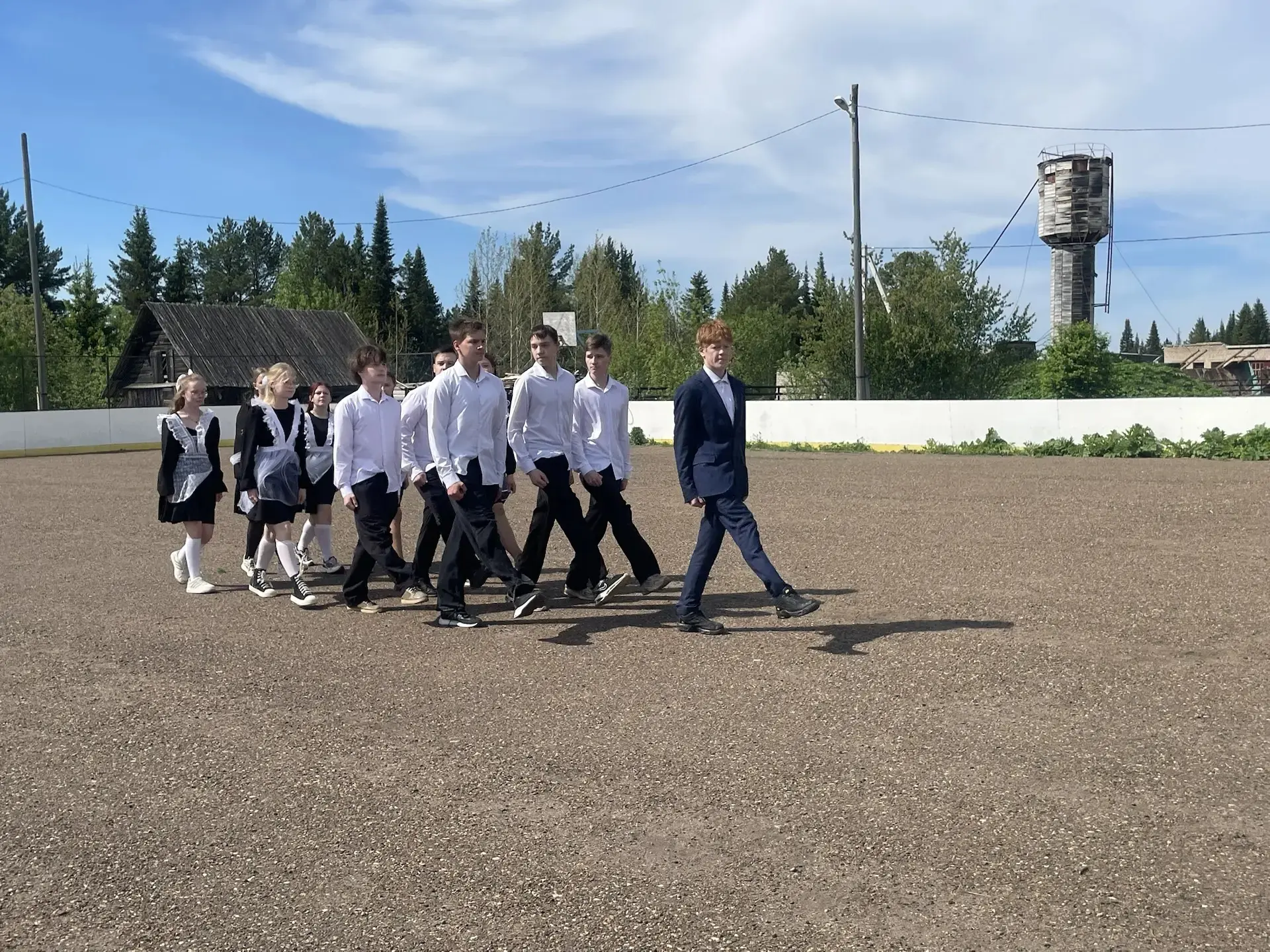 🎖️ Смотр строя и песни: школа на высоте! 🎖️