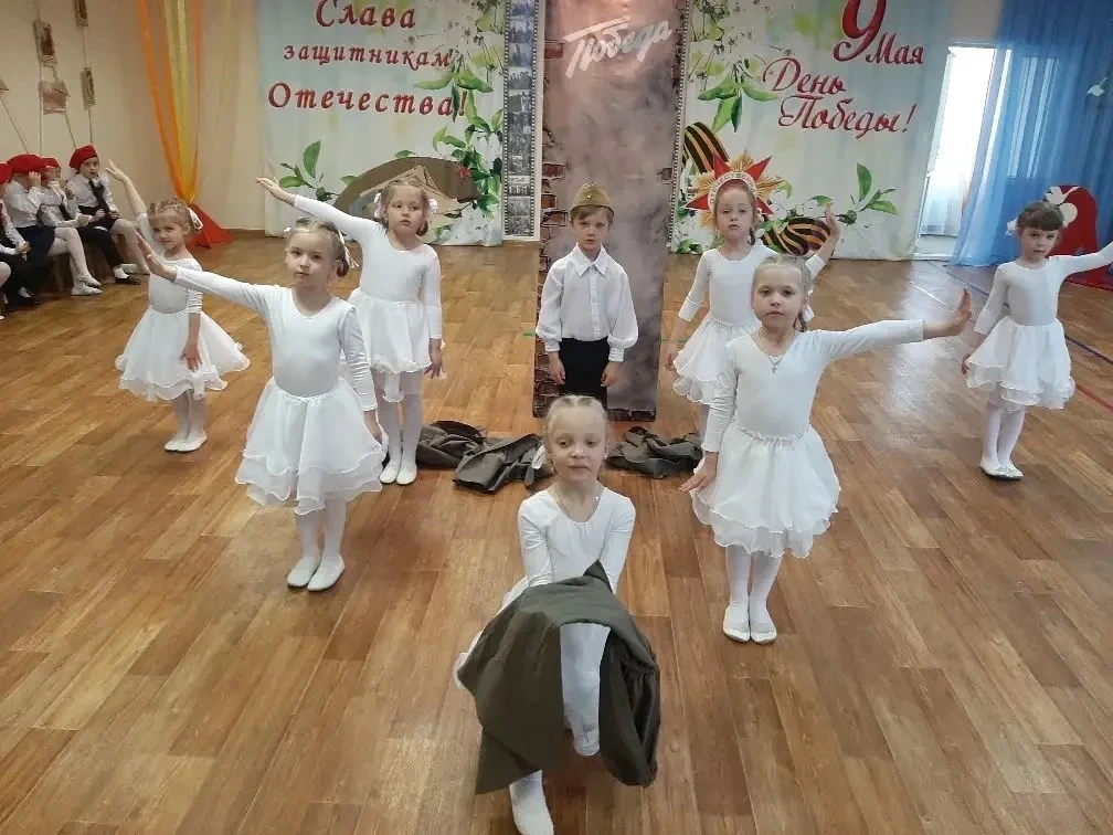🔥Смотр строя и песни!   ✅️29 апреля в Центре развития ребёнка - детский сад № 50 прошёл ежегодный см