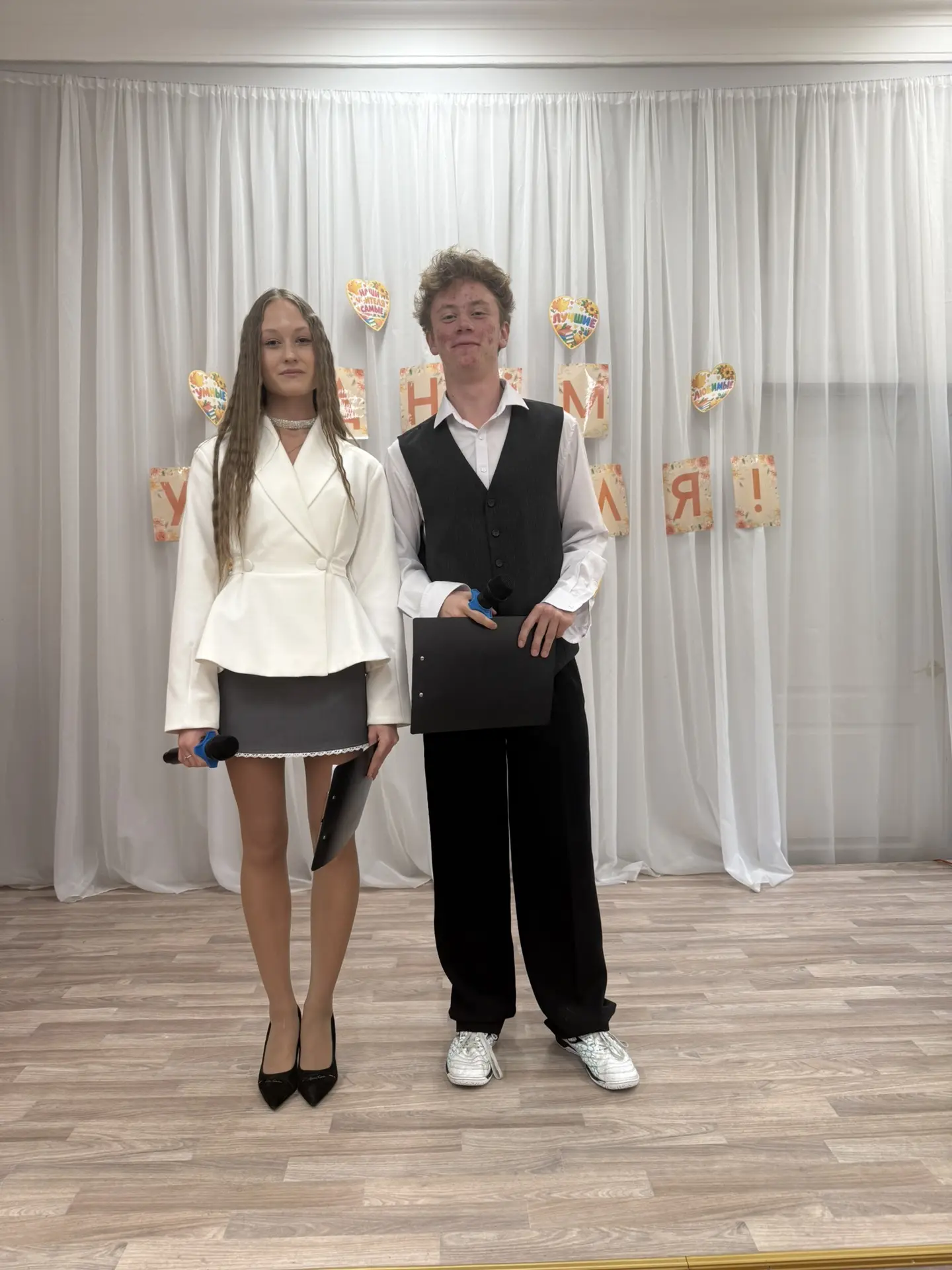 🎉В Еврогимназии состоялся праздничный концерт, посвященный Дню учителя!