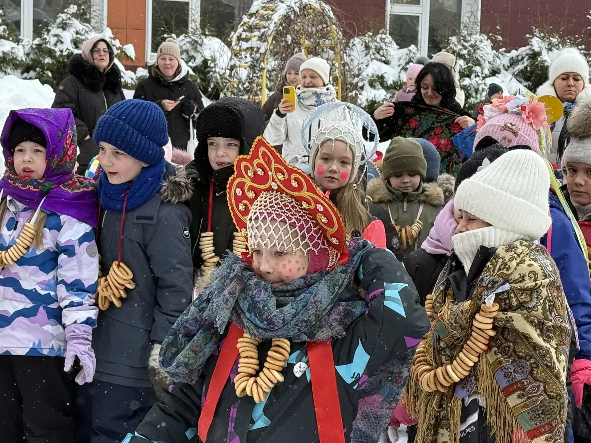 Масленица в нашем дошкольном отделении  «Абвгдейка» — это веселый праздник с играми, песнями, танцам