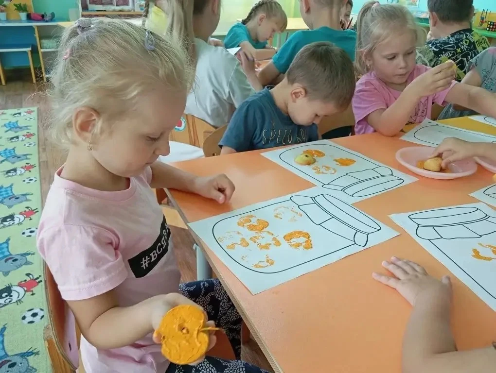 ‎19 августа отмечается праздник Яблочный спас. Время, когда люди радуются богатому урож...