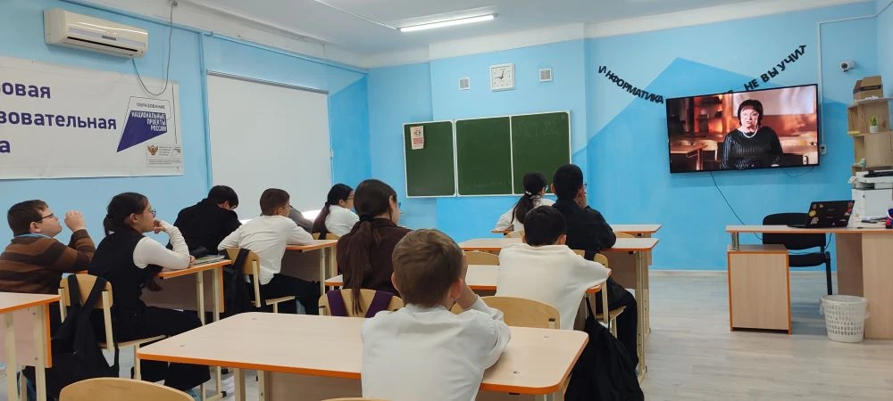 Сегодня, в преддверии Дня Победы, учащиеся 6–8 классов посмотрели документальный фильм ...