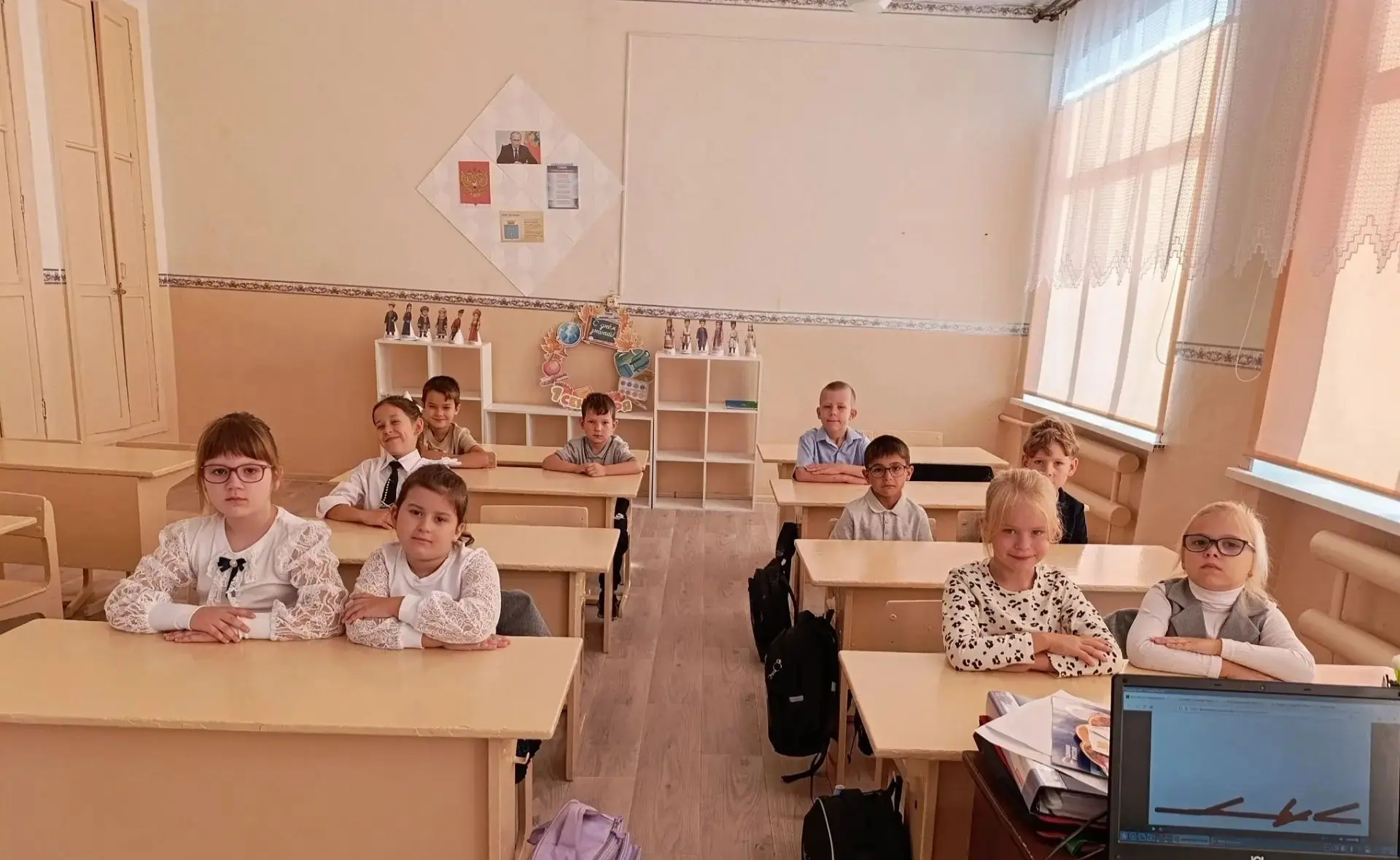 🔷 Сегодня в школе прошло очередное занятие цикла «Разговоры о важном». Его посвятили с...