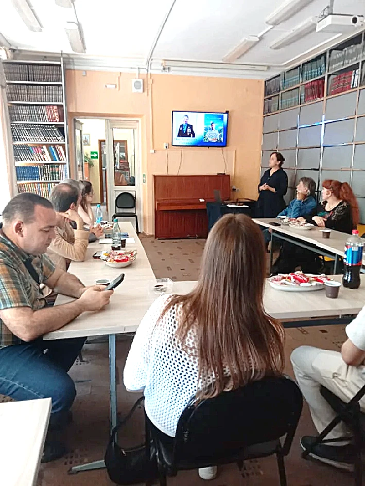 «МУЗЫКАЛЬНЫЙ МАРАФОН»   В Краснодарской краевой юношеской библиотеке им. И.Ф. Вараввы состоялся квар