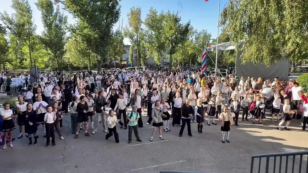 💃🕺 Каждое утро начинается с танцев!