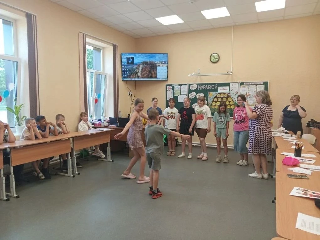 День 8 в «РОСТКЕ»: Хоровод дружбы 🇷🇺