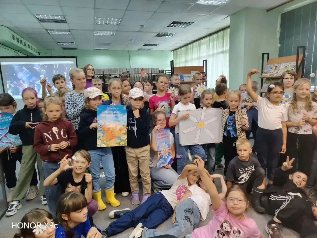 ☀️ День семьи, любви и верности в нашем лагере! ☀️
Сегодня у нас выдался невероятно теплый и душевны