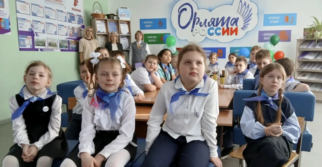 Чтобы помнили мы, Чтобы знали героев, Чтобы Мир на Планете, Как воздух парил, Вспомним мы Сталинград