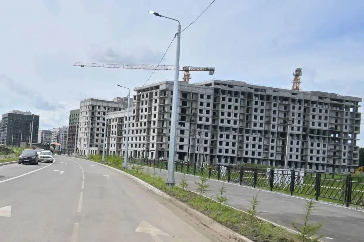 Продолжаем обустройство дорожной инфраструктуры в переулке Брянском. 

Накануне на объекте установил
