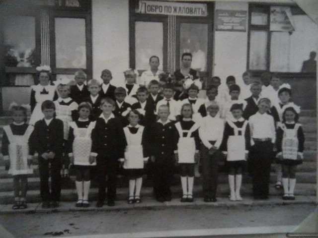 "Школа в кадре".                   Выпускники 1991 года.                         1 сент...