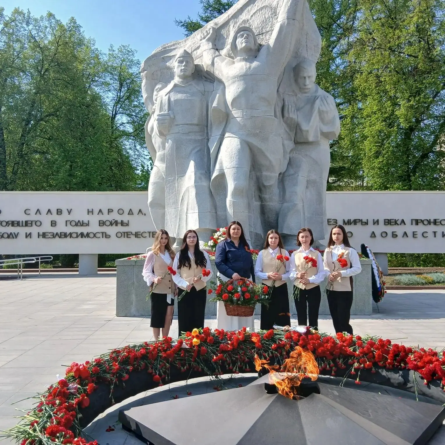 Возложение цветов к памятным местам Великой Отечественной войны ⁣ 🔥Сегодня, в преддверии годовщины П
