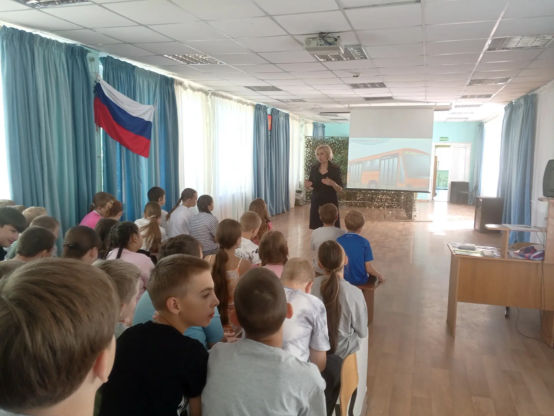 ❗🇷🇺Интересно🇷🇺❗
Осторожно, дорога! В «Радуге здоровья» прошёл урок по ПДД 🚦

❇️Сегодня в нашем 