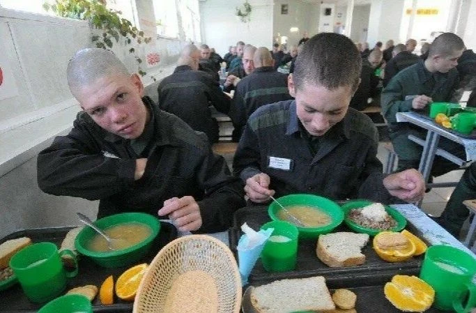 Россиян предложили сажать в тюрьму с 12 лет.