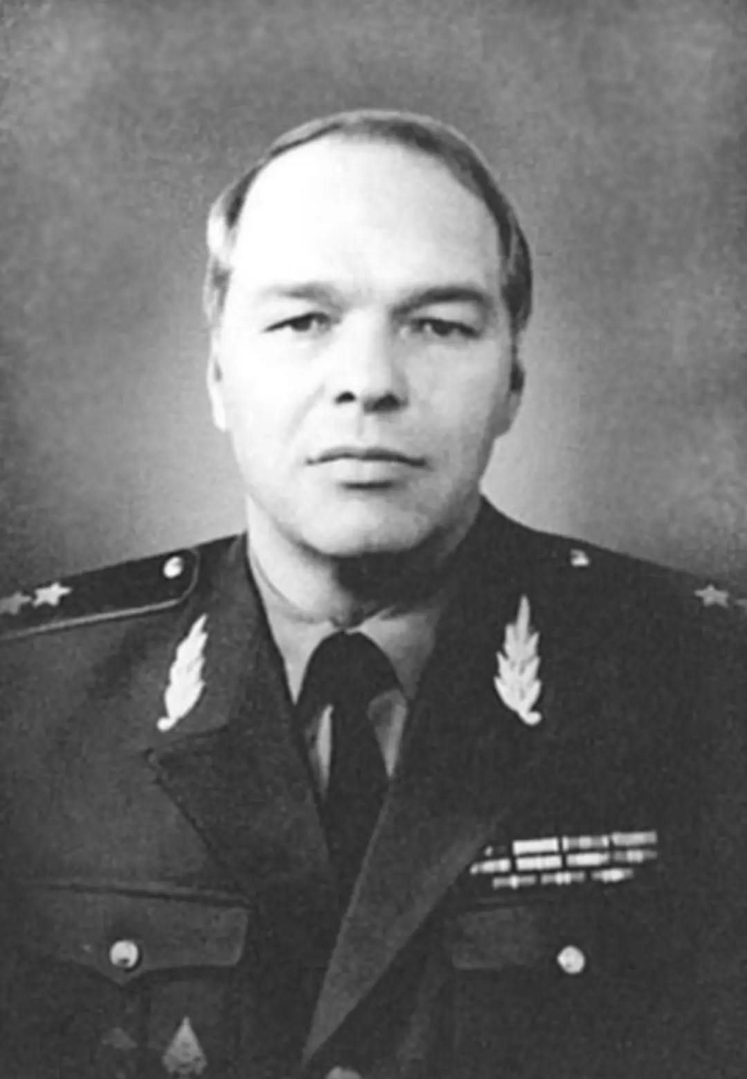 Умер бывший командир "Альфы" генерал-лейтенант Александр Гусев

С 1995 по 1998 Гусев был начальником