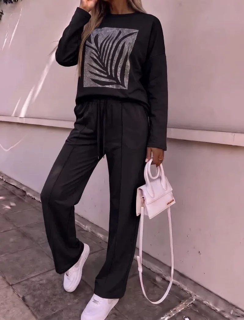 Вау😻 Какие новинки 🔥
Размеры: 44-46-48-50-52-54-56

Пиши для заказа и по вопросам 
⬇️⬇️⬇️
МАХ

Вес