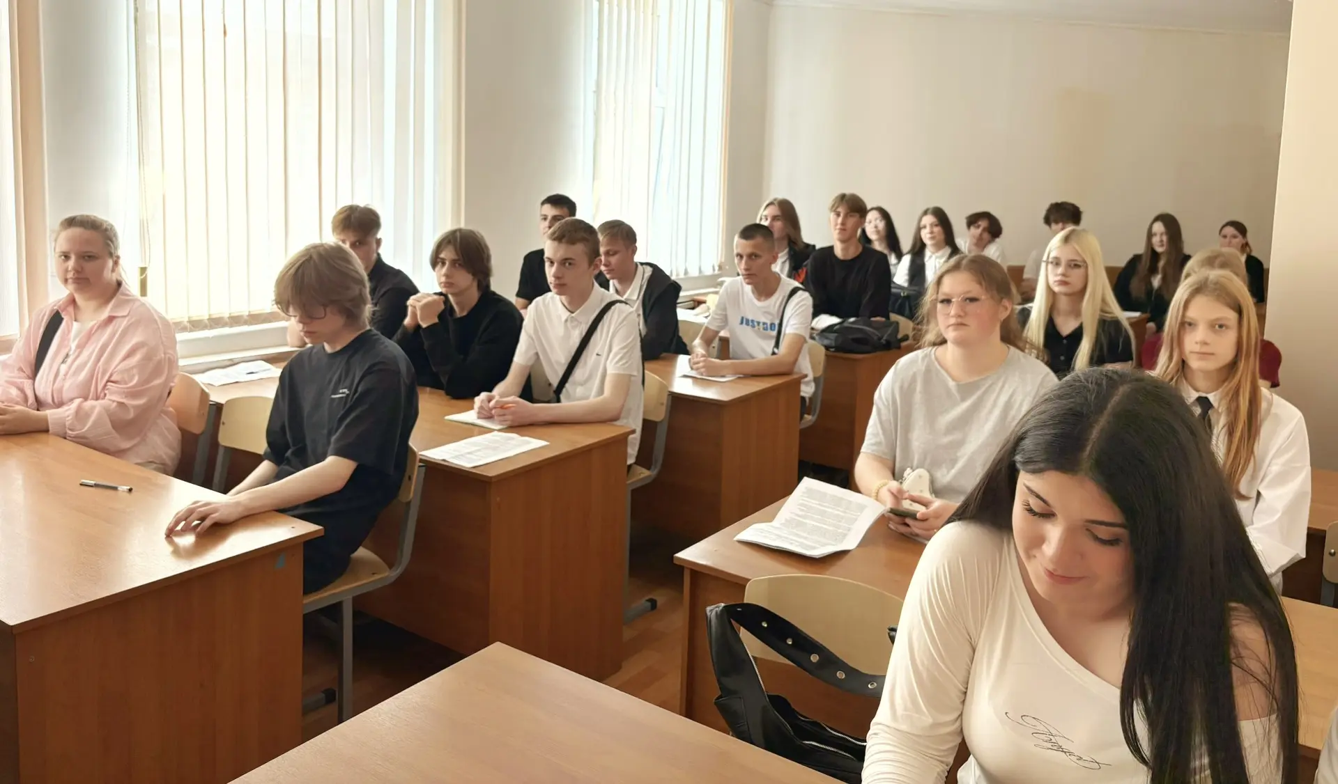 Друзья, новый учебный год успешно открыт, в родительском чате воцарилось временное спок...