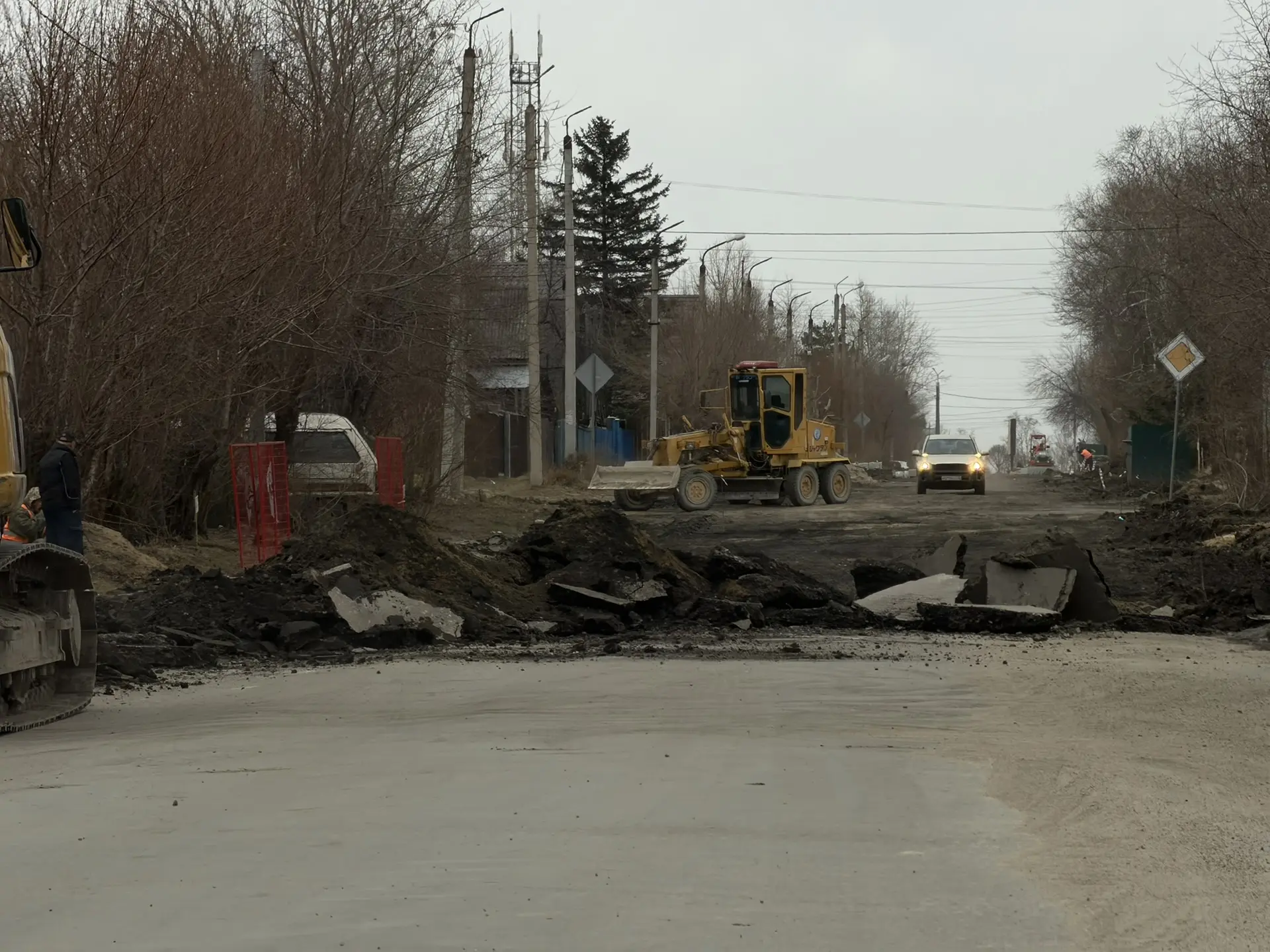 🚧 В Свободном продолжается ремонт улицы Гоголя  Подрядчик ведёт работы на одной из самых ожидаемых у
