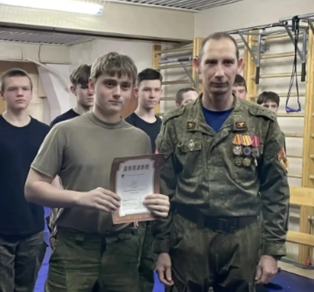 🎖 Учитель с боевым опытом: как ветеран передаёт знания кадетам