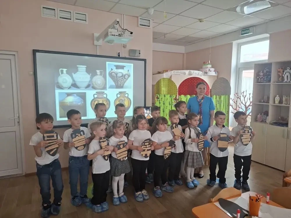 🎨 В рамках инновационной площадки «Картинная Галерея в детском саду» 🎨 Для наших воспитанников старш