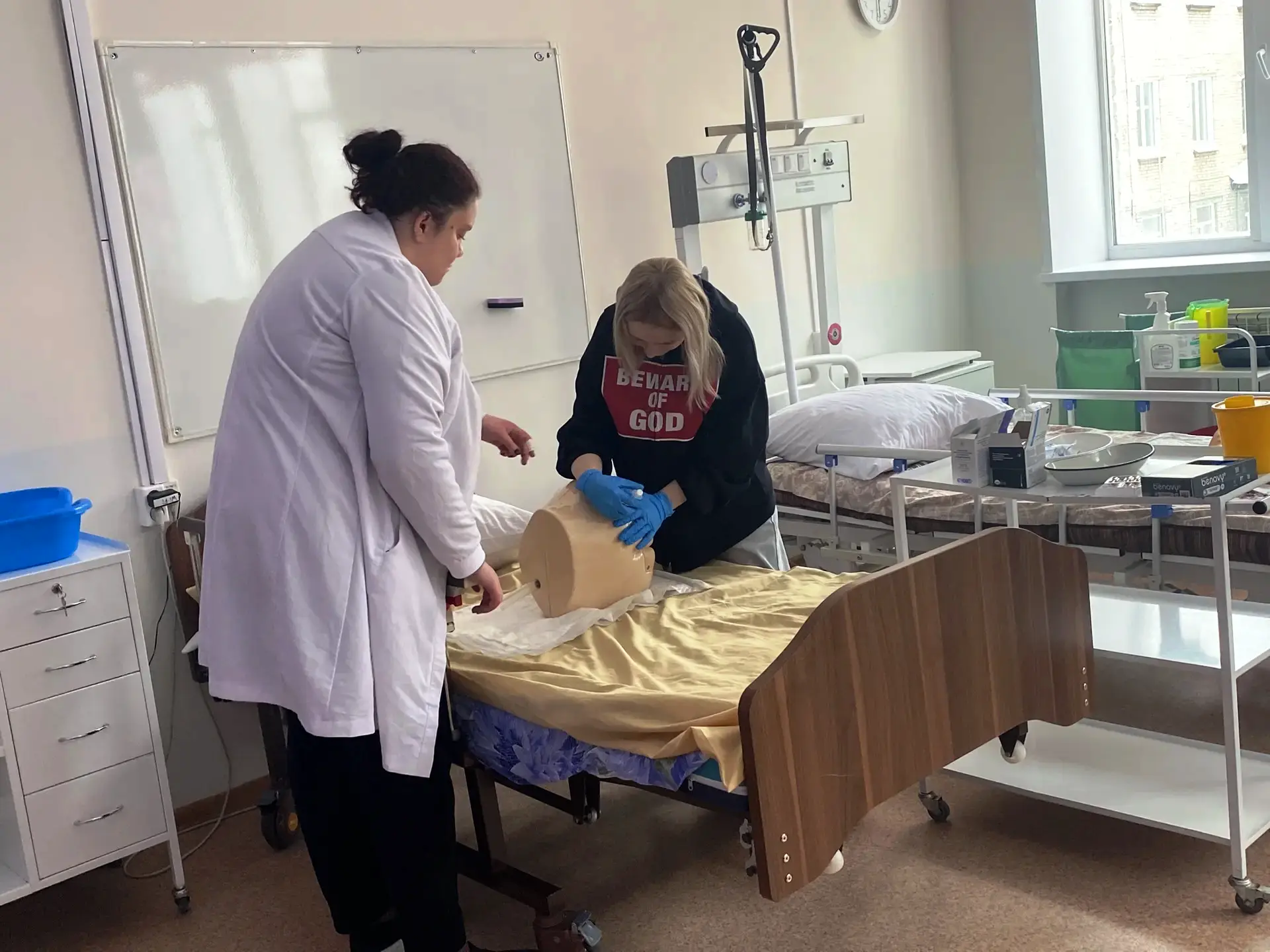 ✅ Март в гимназии выдался по-настоящему «практическим» — наши обучающиеся не просто говорили о профе